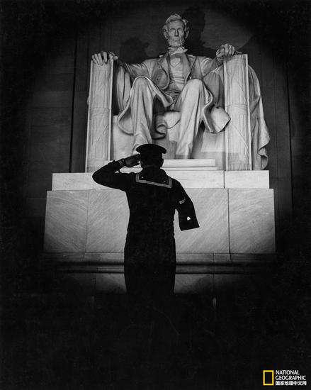 qe_0-fxksqiu1619541.jpg qe_0-fxksqiu1619541.jpg