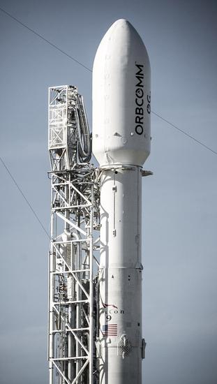 AqQ_-fxmttcq1853049.jpg