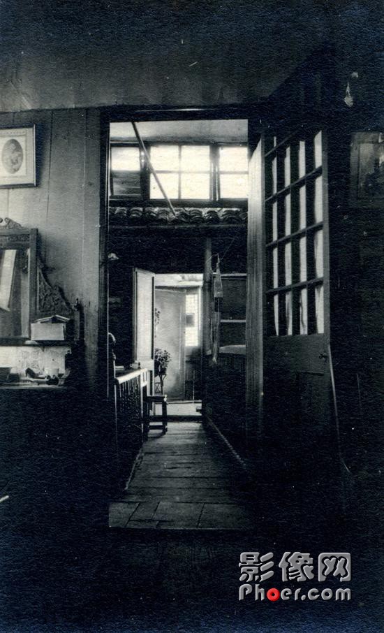 R_UV-fyhfxph5553809.jpg