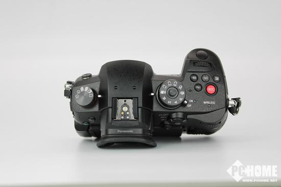 L772-fztkpip5867652.jpg