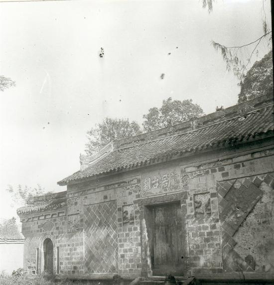 qDMe-hcmurvh3815210.jpg