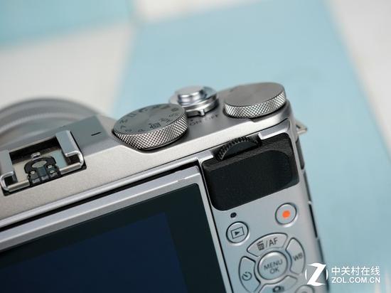 opzu-heauxvy9825861.jpg