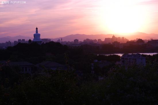 3Msz-heqpwqy5537243.jpg