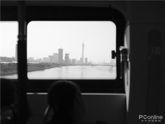 1BKL-hnknmqx0047368.jpg
