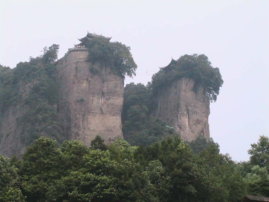 暑假里,让我们乘车游川北 暑假里,让我们乘车游川北