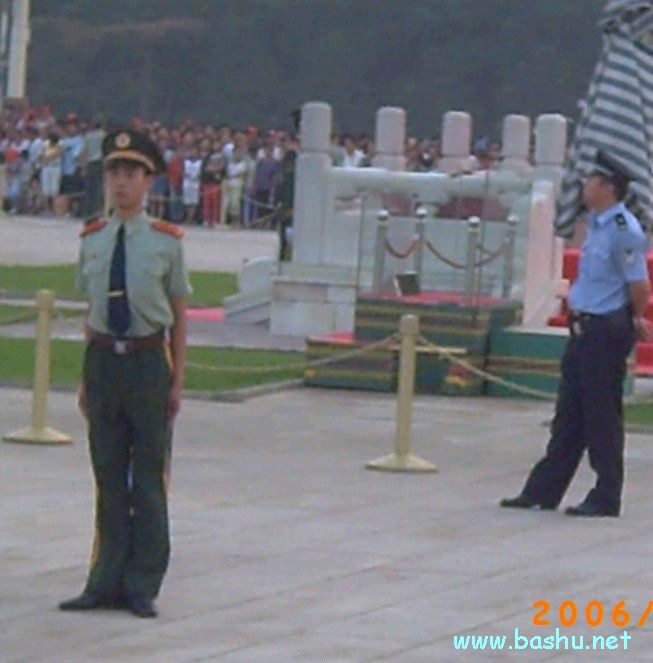 侯;